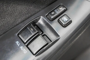 Седан Toyota Corolla 2004 года, 499000 рублей, Барнаул