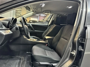 Седан Mazda 3 2012 года, 947000 рублей, Красноярск