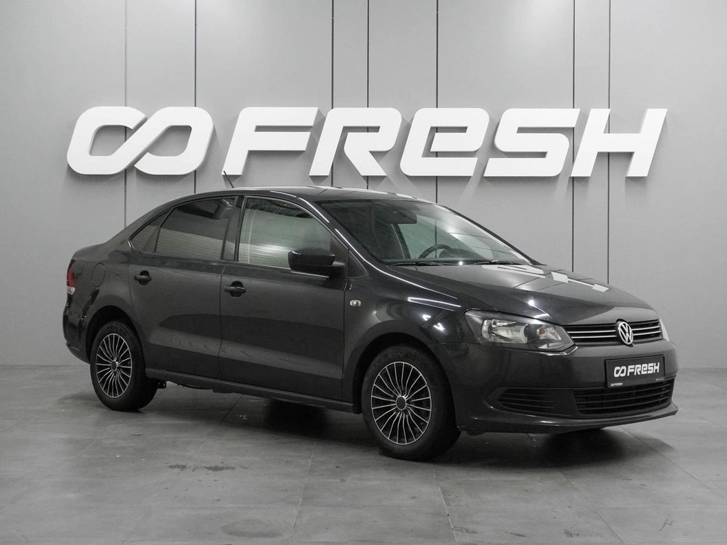 Седан Volkswagen Polo 2013 года, 954000 рублей, Воронеж