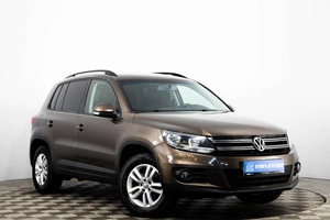 Внедорожник Volkswagen Tiguan 2015 года, 1599000 рублей, Пермь