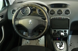 Седан Peugeot 408 2012 года, 689000 рублей, Омск