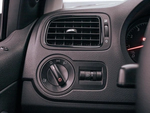 Седан Volkswagen Polo 2015 года, 959000 рублей, Петрозаводск