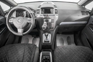 Минивэн Opel Zafira 2006 года, 569000 рублей, Барнаул
