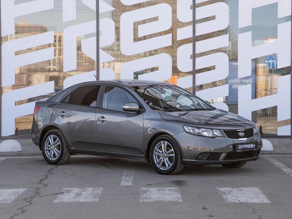 Седан Kia Cerato 2010 года, 875000 рублей, Краснодар