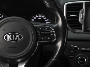 Внедорожник Kia Sportage 2018 года, 2070444 рублей, Омск