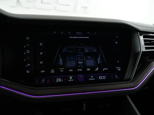 Внедорожник Volkswagen Touareg 2019 года, 5099046 рублей, Москва