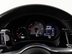 Внедорожник Porsche Macan S 2017 года, 4539999 рублей, Москва