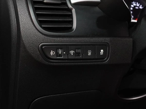 Хетчбэк Kia Rio X-Line 2019 года, 1599000 рублей, Воронеж