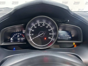 Хетчбэк Mazda Axela 2017 года, 1228000 рублей, Красноярск