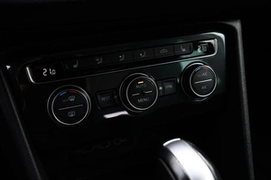 Внедорожник Volkswagen Tiguan 2020 года, 4299000 рублей, Ульяновск
