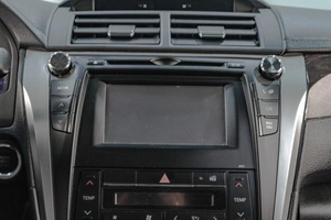 Седан Toyota Camry 2017 года, 2069000 рублей, Челябинск