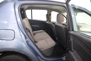 Хэтчбек Renault Sandero 2011 года, 675000 рублей, Железногорск