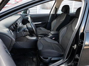 Хетчбэк Peugeot 308 2008 года, 395000 рублей, Краснодар