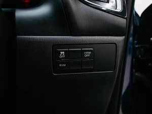 Хетчбэк Mazda Axela 2015 года, 1189000 рублей, Красноярск