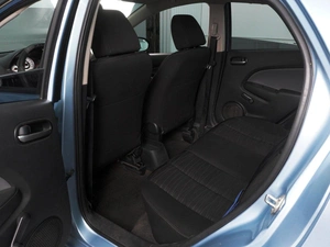 Хетчбэк Mazda 2 2009 года, 629000 рублей, Красный Пахарь