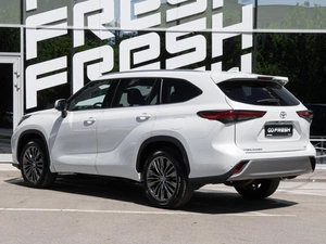 Внедорожник Toyota Highlander 2025 года, 5460000 рублей, Волгоград