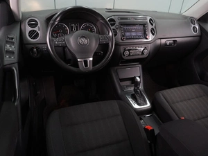 Внедорожник Volkswagen Tiguan 2013 года, 1249000 рублей, Воронеж