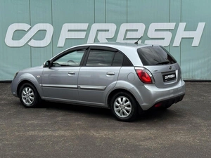 Хетчбэк Kia Rio 2011 года, 599000 рублей, Кропоткин