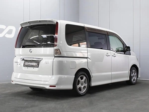 Минивэн Nissan Serena 2007 года, 890000 рублей, Омск