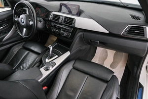 Седан BMW 3 серия 2018 года, 3099000 рублей, Красноярск