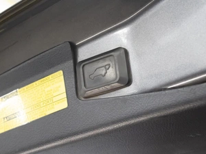 Внедорожник Toyota Highlander 2011 года, 1730000 рублей, Омск