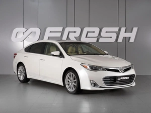 Седан Toyota Avalon 2013 года, 2095000 рублей, Красный Пахарь