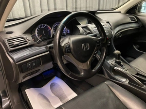 Седан Honda Accord 2011 года, 1200000 рублей, Красноярск