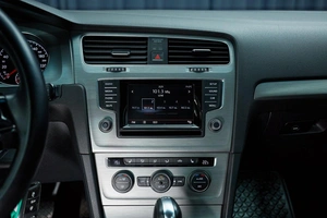 Хетчбэк Volkswagen Golf 2013 года, 1149000 рублей, Красноярск