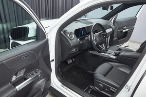 Внедорожник Mercedes-benz GLB-класс 2020 года, 3700000 рублей, Красноярск