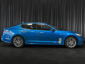 Лифтбек Kia Stinger 2018 года, 2299000 рублей, Тюмень