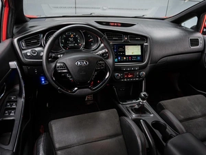 Хетчбэк Kia Ceed GT 2014 года, 1365000 рублей, Краснодар