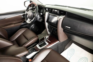 Внедорожник Toyota Fortuner 2018 года, 2699000 рублей, Пермь