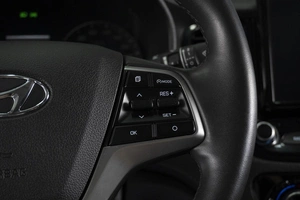 Седан Hyundai Accent 2020 года, 1690000 рублей, Омск