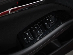 Хетчбэк Mazda 3 2019 года, 2277077 рублей, Москва