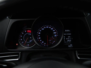 Седан Hyundai Elantra 2021 года, 1927077 рублей, Москва