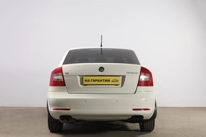 Лифтбек Skoda Octavia 2013 года, 899000 рублей, Новосибирск
