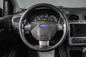 Хетчбэк Ford Focus 2007 года, 489000 рублей, Сургут