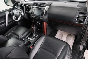 Внедорожник Toyota Land Cruiser Prado 2013 года, 3799000 рублей, Красноярск
