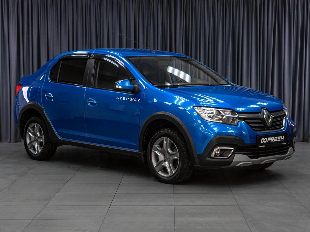 Седан Renault Logan Stepway 2018 года, 669000 рублей, Тюмень