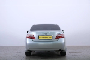 Седан Toyota Camry 2006 года, 1199000 рублей, Омск