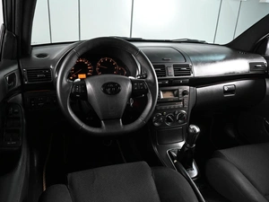 Седан Toyota Avensis 2007 года, 1079000 рублей, Аксай
