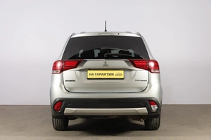 Внедорожник Mitsubishi Outlander 2015 года, 1969000 рублей, Новосибирск