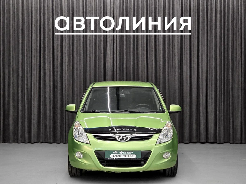 Хетчбэк Hyundai i20 2010 года, 680000 рублей, Красноярск