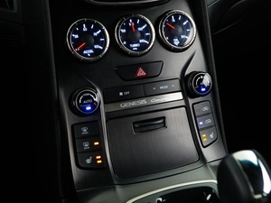 Купе Hyundai Genesis 2013 года, 1445055 рублей, Москва