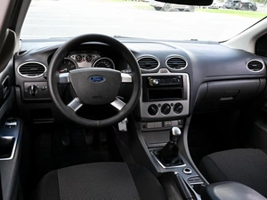 Хетчбэк Ford Focus 2010 года, 565000 рублей, Волгоград