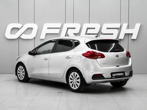 Хетчбэк Kia Ceed 2013 года, 1040000 рублей, Ростов-на-Дону