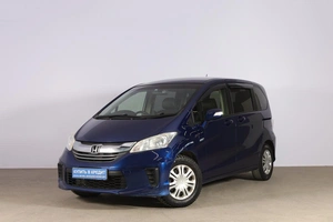 Минивэн Honda Freed 2015 года, 1339000 рублей, Новосибирск