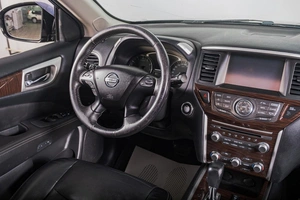 Внедорожник Nissan Pathfinder 2015 года, 1679000 рублей, Томск