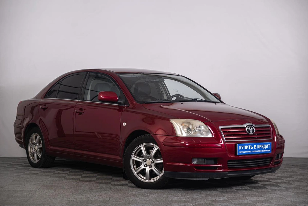 Седан Toyota Avensis 2005 года, 999000 рублей, Томск