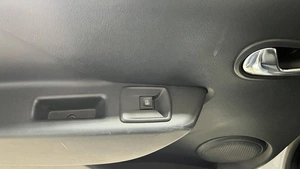 Седан Renault Logan 2018 года, 990000 рублей, Нижневартовск